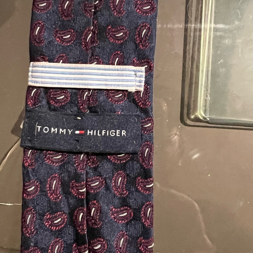 Tommy Hilfiger tie